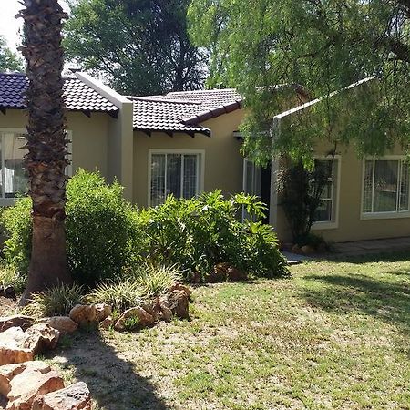 130 Market Bed And Breakfast Йоханнесбург Экстерьер фото